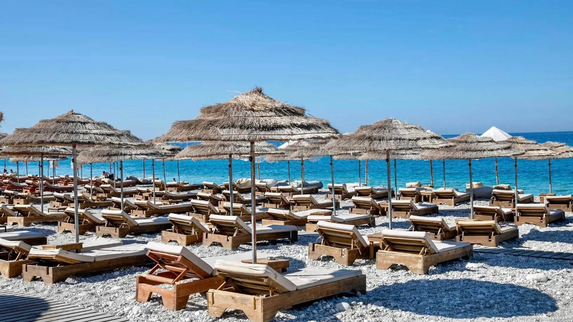 Sea Drive Luxury Vila Green Coast Палас 0*,  Албания